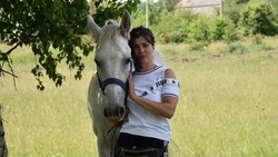 Наталья Баденчук из Старооскольского села Выползово осуществила свою мечту о конном дворе 