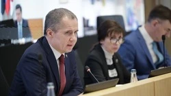 Вячеслав Гладков обязал власти увеличить число трудоустроенных подростков до 60 тыс. человек 