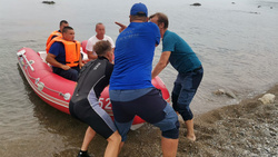 Крымчане спасли старооскольца на диком пляже в Феодосии