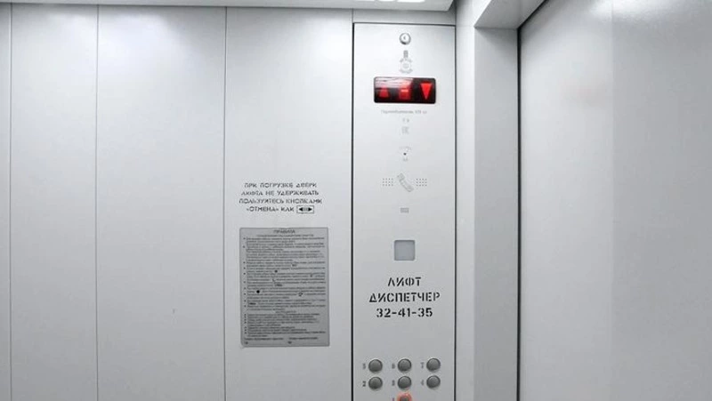 Вячеслав Гладков рассказал о реализации программы по замене 241 лифта в 2026 году