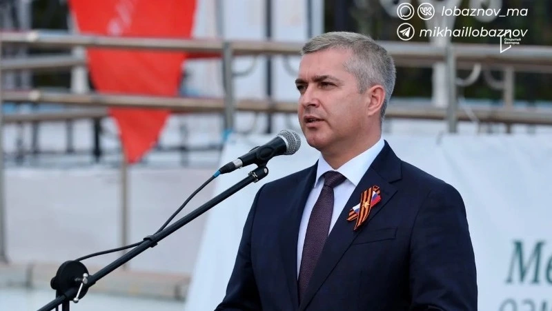 Михаил Лобазнов поздравил старооскольцев с Днём Победы