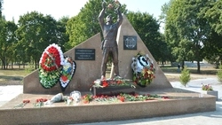 Власти Старого Оскола открыли памятник ликвидаторам аварии на Чернобыльской АЭС