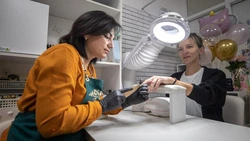 Вячеслав Гладков сообщил о выделении свыше 1 млрд рублей на соцконтракты в 2024 году