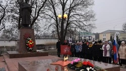 Торжественный митинг прошёл в старооскольском селе Незнамово