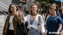 Вячеслав Гладков – о повышении региональных и муниципальных стипендий для одарённых школьников