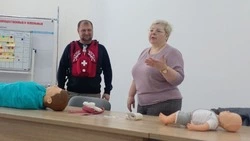 Приёмы первой доврачебной помощи начали изучать работники бюджетных учреждений Старого Оскола 