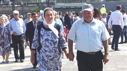 Семьи-юбиляры получили награды в День города