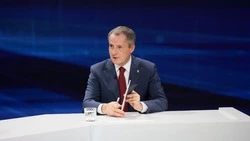 Вячеслав Гладков ответил на вопрос о формате обучения в ходе прямой линии