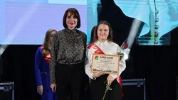 Молодые оскольчане получили стипендии главы администрации и премии «Одарённость» 