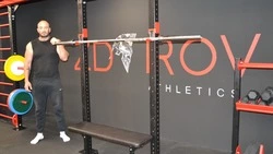 Старооскольский атлет Роман Здоров открыл воркаут-зал благодаря соцконтракту