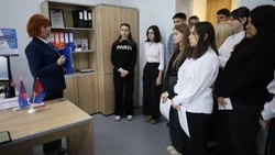 Старооскольские школьники побывали в кадровом центре