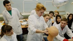 Вячеслав Гладков рассказал о старте занятий в Высшей школе медицины в Старом Осколе 