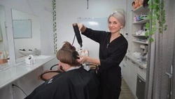 Оскольчанка открыла центр красоты благодаря соцконтракту