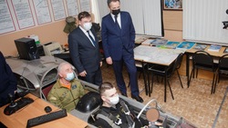 Вячеслав Гладков посетил отделение ДОСААФ в Белгороде в преддверии Дня защитника Отечества