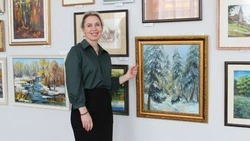 Работы преподавателей представили в художественной школе Старого Оскола