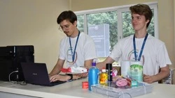 Студенты старооскольского института активно включились в помощь временным переселенцам