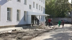 Бывшее общежитие на улице Калинина в Старом Осколе отремонтируют до конца ноября