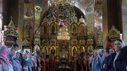 Вечернее архиерейское Пасхальное богослужение было совершено в Старом Осколе 