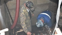 Коммунальщики продолжили работы по ликвидации аварии на водоводе в Старом Осколе