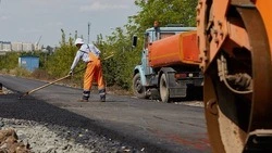 Ремонт дороги в старооскольском селе Песчанка завершится до конца месяца