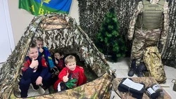 Выставка «СВОи» открылась в старооскольском центре культурного развития «Молодёжный»