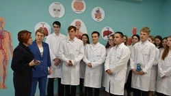 Старооскольские школьники прошли посвящение в ученики профильного медицинского класса