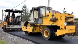 Дорожники начали реконструкцию улиц в селе Песчанка Старооскольского округа