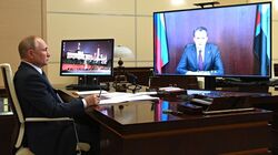 Владимир Путин провёл рабочую встречу с Вячеславом Гладковым в режиме видеоконференции