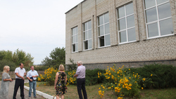 Строители рассказали о сроках ремонта Потуданской школы Старооскольского горокруга