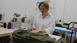 Неравнодушные старооскольцы помогли волонтёрам в пошиве одежды для российских военных