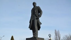 Старооскольцы почтили память заслуженного металлурга РСФСР Алексея Угарова