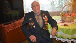 Ветеран Яков Васильевич Кострыкин служил в артиллерийском полку