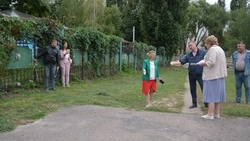 Старооскольцы пожаловались на неудобства в связи с ограждением дороги в микрорайоне Солнечный