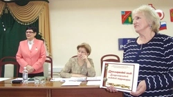 Завбиблиотекой выпустила альбом о фронтовиках в Старом Осколе