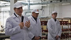 Вячеслав Гладков и Андрей Чесноков посетили кондитерскую фабрику «Славянка»