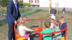 Новая игровая площадка появилась в Федосеевском детском саду «Яблочко»
