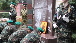 Памятник пограничникам появился в Старом Осколе