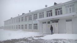 Строители отремонтируют школу в селе Роговатом Старооскольского округа