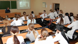 Выпускники Старооскольского медколледжа приняли участие в акции «Карьерный старт»