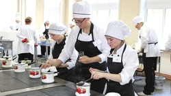 Будущие повара из Белгородского техникума общественного питания сдали экзамены