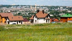 Вячеслав Гладков поручил ликвидировать очереди на участки многодетным и семьям военнослужащих