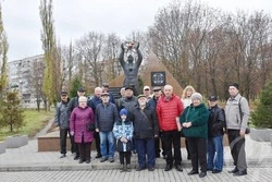 Памятную аллею высадили в сквере Ликвидаторов аварии на ЧАЭС 