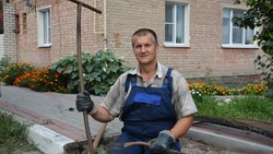 Имя слесаря «Водоканала» Юрия Боева было занесено на Доску почёта Старооскольского горокруга