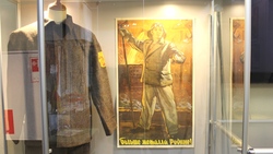 Выставка «Советский плакат» открылась в краеведческом музее Старого Оскола