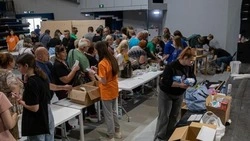 Вячеслав Гладков сообщил о работе пункта сбора гумпомощи для краснояружцев в Старом Осколе