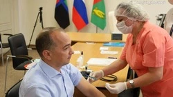 Владимир Жданов рассказал о вакцинации