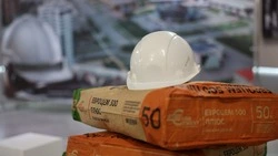 Строители отметили профессиональный праздник в Старом Осколе