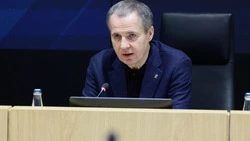 Вячеслав Гладков обсудил вопрос трудоустройства студентов с директорами белгородских ссузов