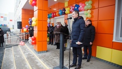 Вячеслав Гладков оценил качество обновлённого детского сада в Губкине