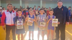 Старооскольский третьеклассник взял золото на турнире по вольной борьбе